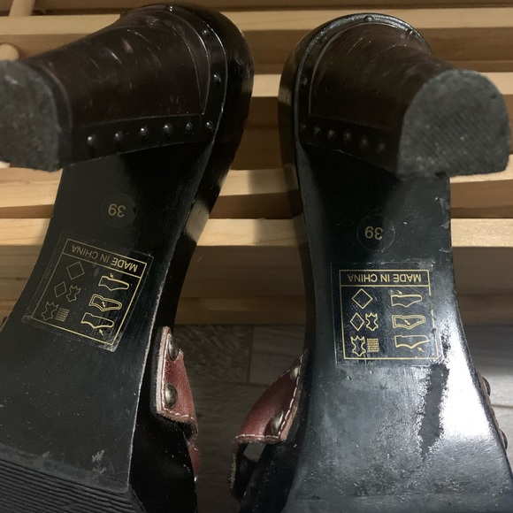 Mule heeled shoe - Picture 2 of 2